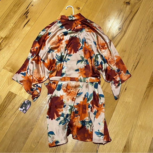 Floral Robe NWT - Picture 3 of 5